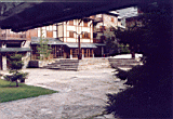 el_xalet_courtyard.jpg